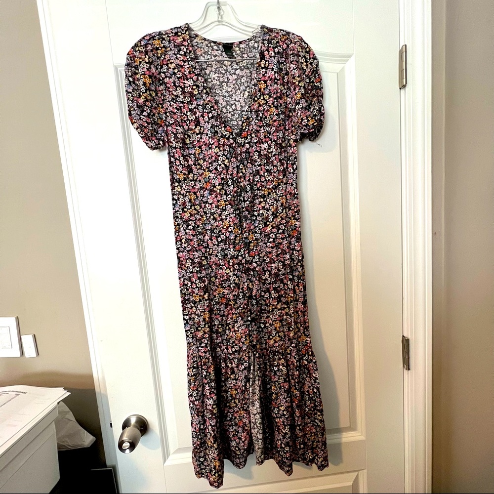 Dress! - Picture 2 of 6